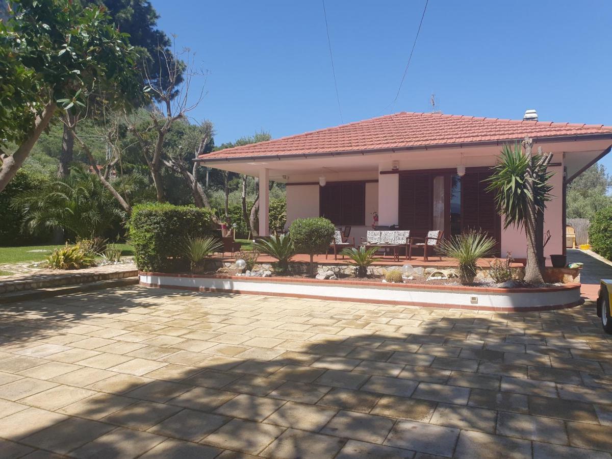 קאריני Villa Mariella מראה חיצוני תמונה