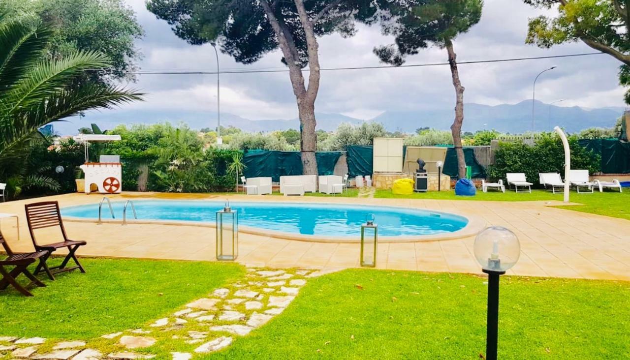 קאריני Villa Mariella מראה חיצוני תמונה